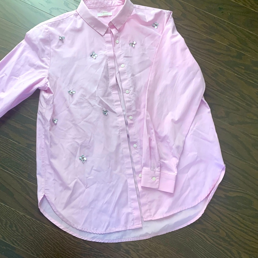 Beautiful blouse. Size 42 Europe. Like new. Never worn. L in the USA